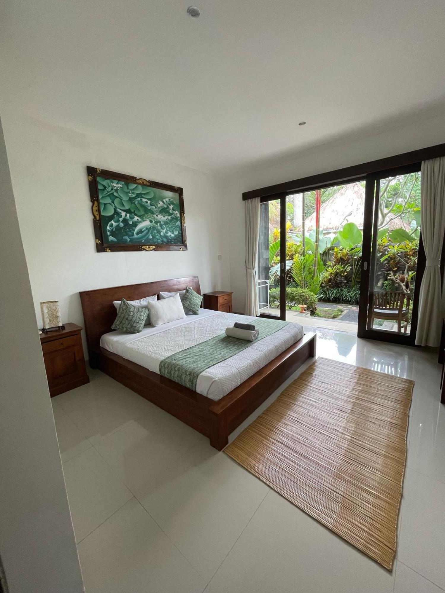Nugraha Guesthouse 1 Ubud Exterior foto